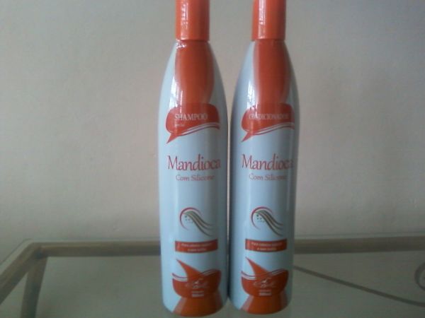 SHAMPOO E CONDICIONADOR DE MANDIOCA BELKIT 500ml